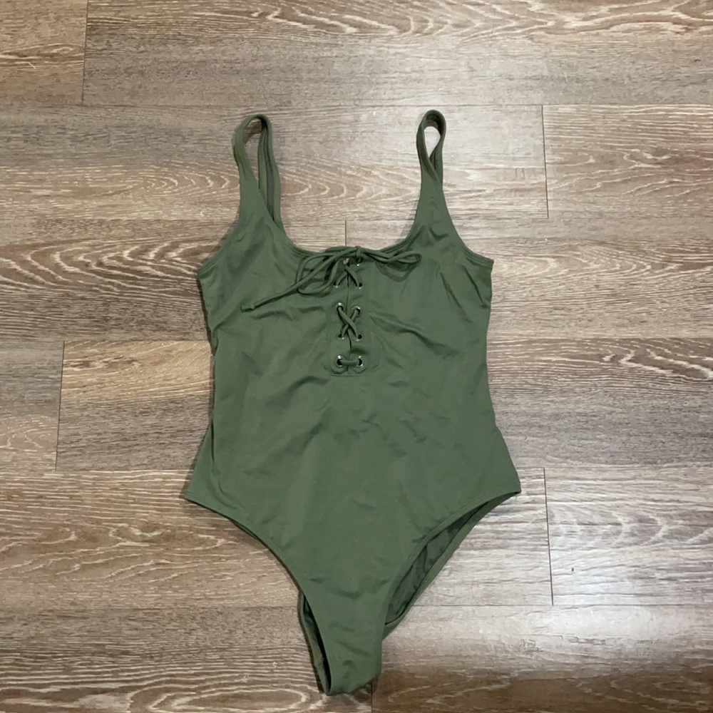 one piece bathing suit LA hearts